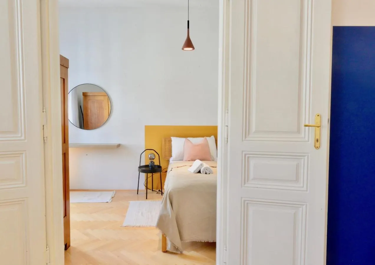 Beautiful Flat Next To Karlskirche Вена