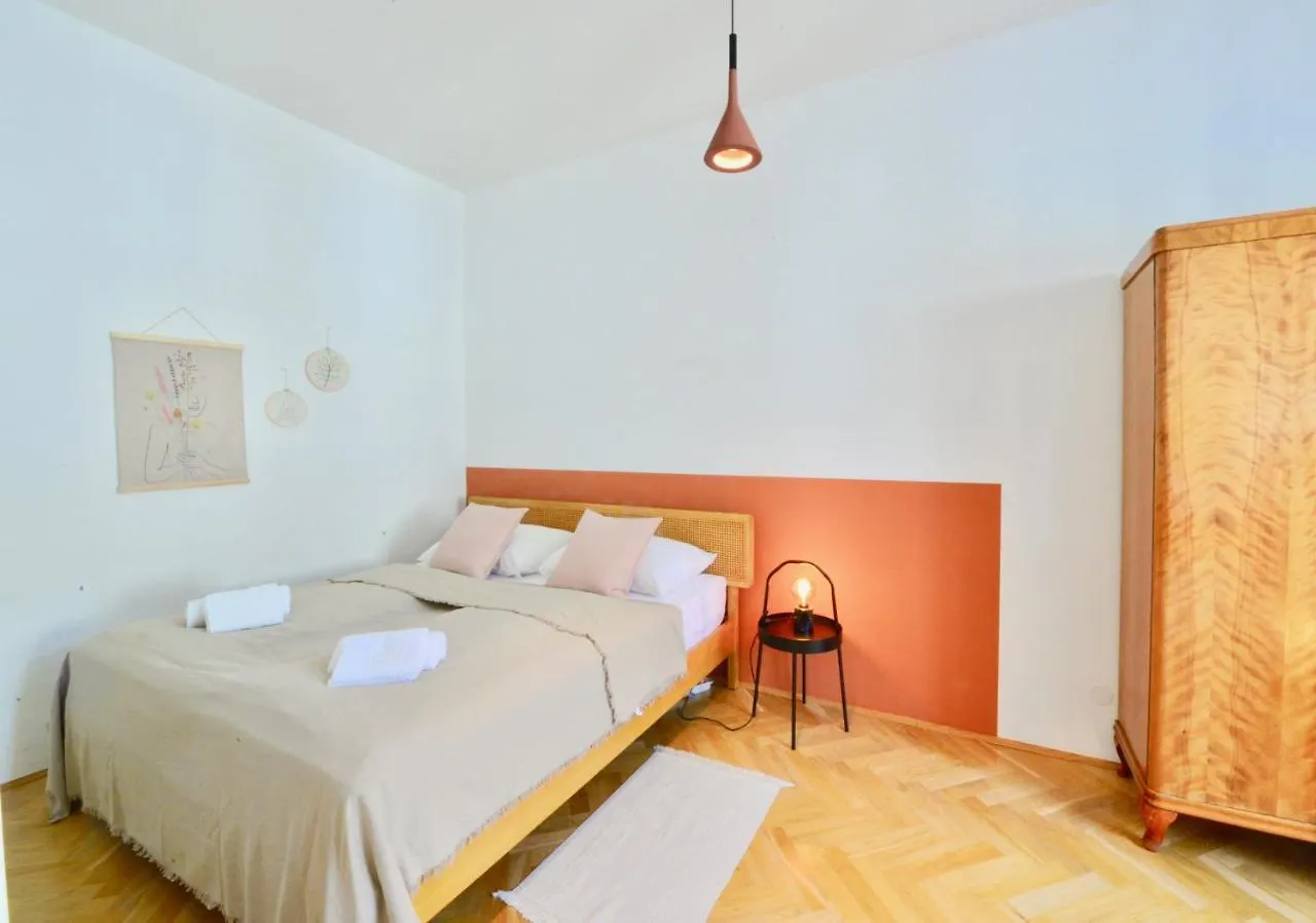 Lägenhet Beautiful Flat Next To Karlskirche Wien