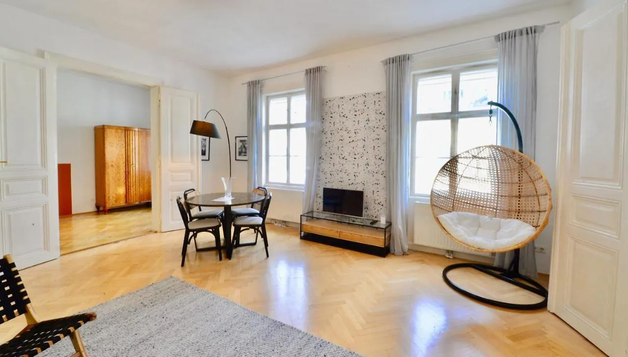 Lägenhet Beautiful Flat Next To Karlskirche Wien